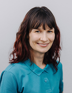 Mitarbeiterin der Physiotherapie